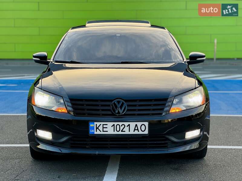 Седан Volkswagen Passat 2014 в Киеве
