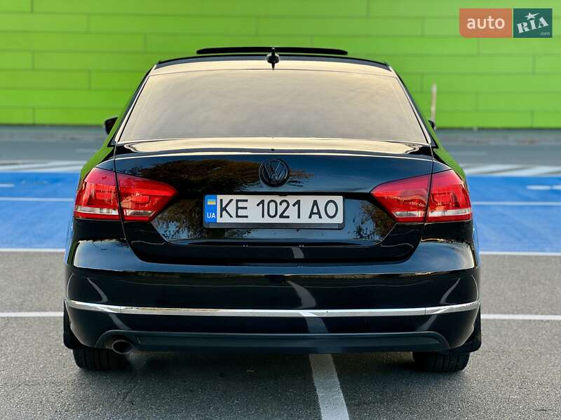 Седан Volkswagen Passat 2014 в Киеве
