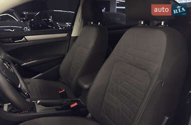Седан Volkswagen Passat 2021 в 