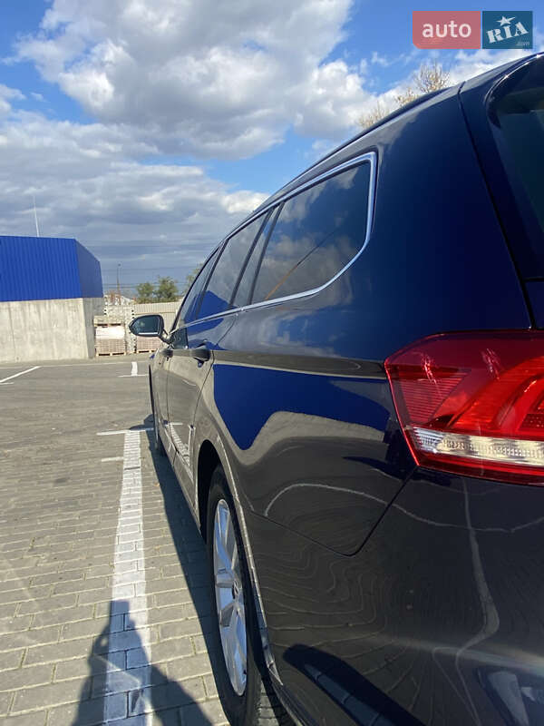 Универсал Volkswagen Passat 2015 в Николаеве