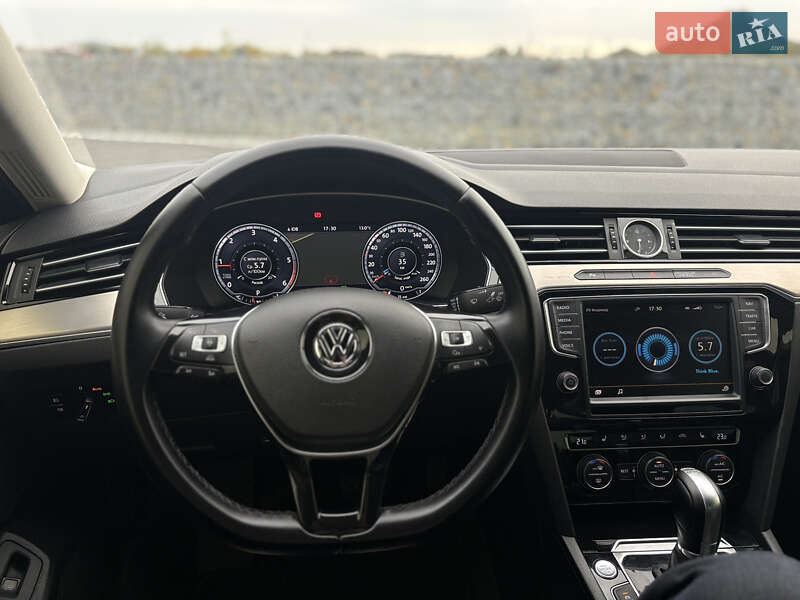 Седан Volkswagen Passat 2015 в Мукачевому фото 10 Седан Volkswagen Passat 2015 в Мукачевому