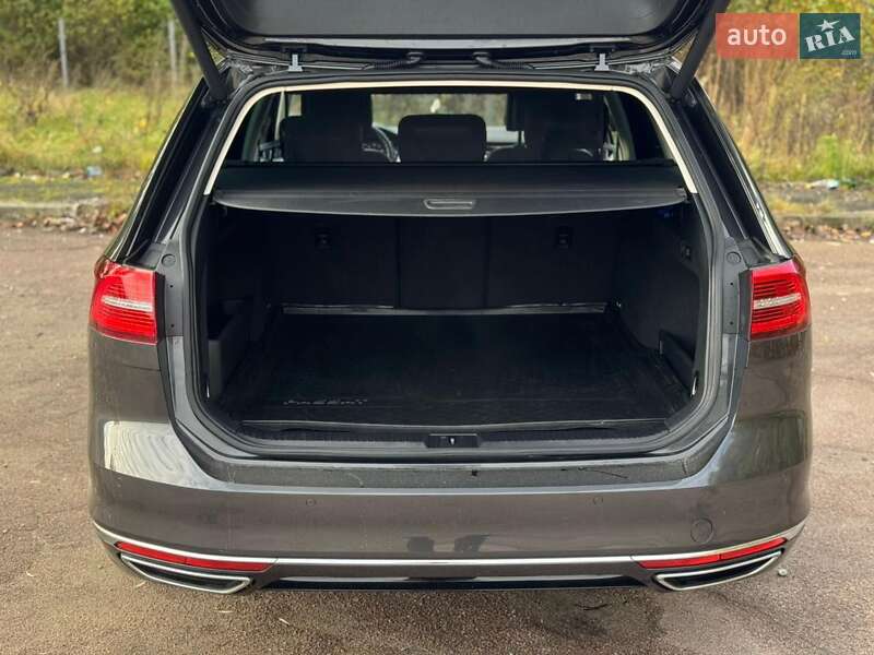 Универсал Volkswagen Passat 2019 в Бердичеве