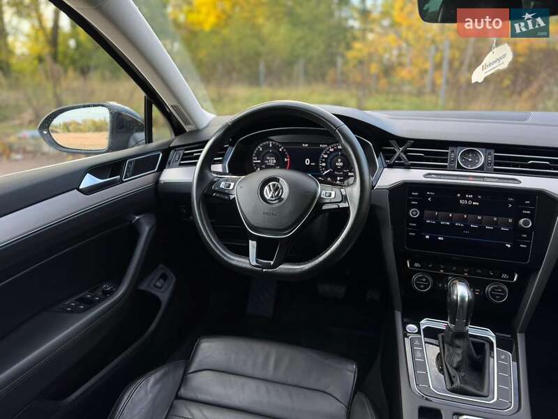 Универсал Volkswagen Passat 2019 в Бердичеве