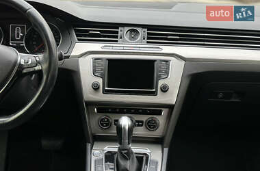 Универсал Volkswagen Passat 2015 в 