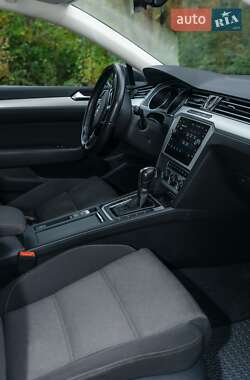 Универсал Volkswagen Passat 2017 в 