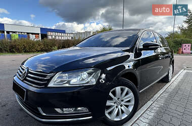Седан Volkswagen Passat 2013 в Дрогобыче