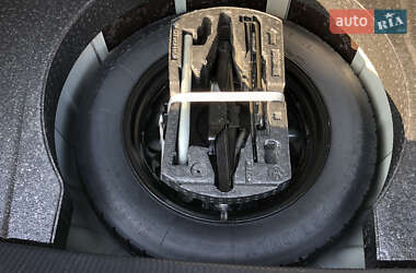Седан Volkswagen Passat 2013 в 