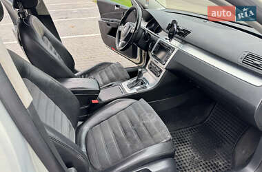 Седан Volkswagen Passat 2010 в 