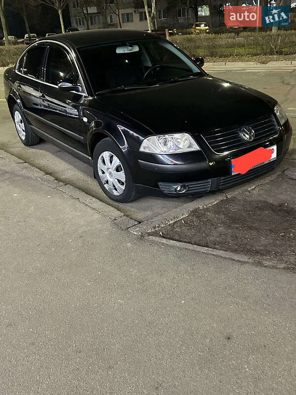 Седан Volkswagen Passat 2003 в Киеве фото 11 Седан Volkswagen Passat 2003 в Киеве