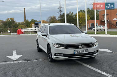 Універсал Volkswagen Passat 2016 в Дніпрі