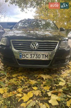 Універсал Volkswagen Passat 2005 в Львові