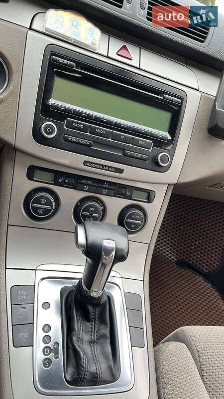 Универсал Volkswagen Passat 2009 в Кропивницком