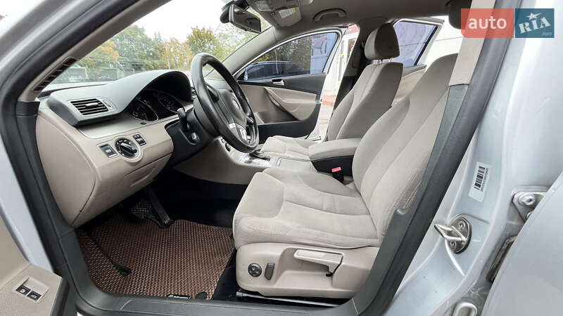 Универсал Volkswagen Passat 2009 в Кропивницком