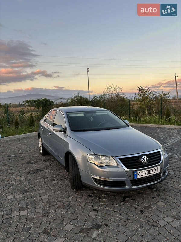 Седан Volkswagen Passat 2010 в Иршаве