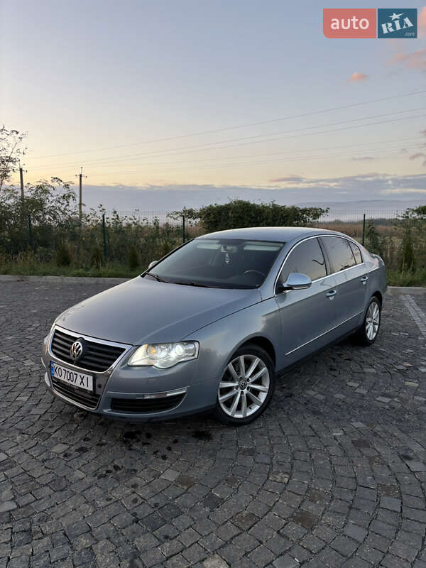 Седан Volkswagen Passat 2010 в Иршаве