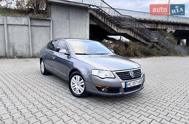 Седан Volkswagen Passat 2007 в Дрогобичі