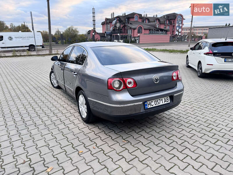 Седан Volkswagen Passat 2007 в Дрогобичі