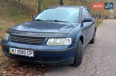 Седан Volkswagen Passat 1998 в  Седан Volkswagen Passat 1998 в