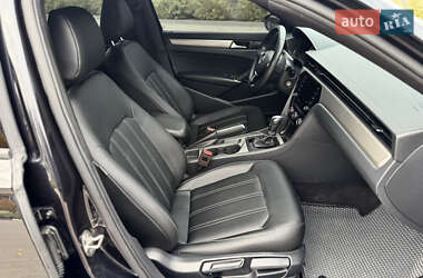 Седан Volkswagen Passat 2021 в 
