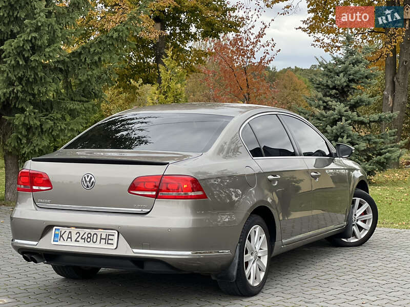 Седан Volkswagen Passat 2012 в Коломиї