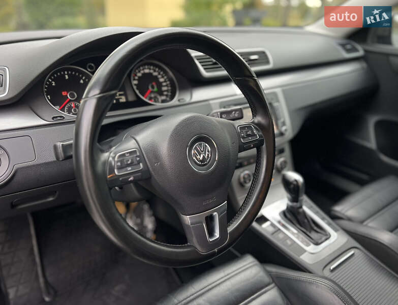 Седан Volkswagen Passat 2012 в Коломиї