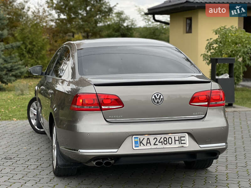 Седан Volkswagen Passat 2012 в Коломиї