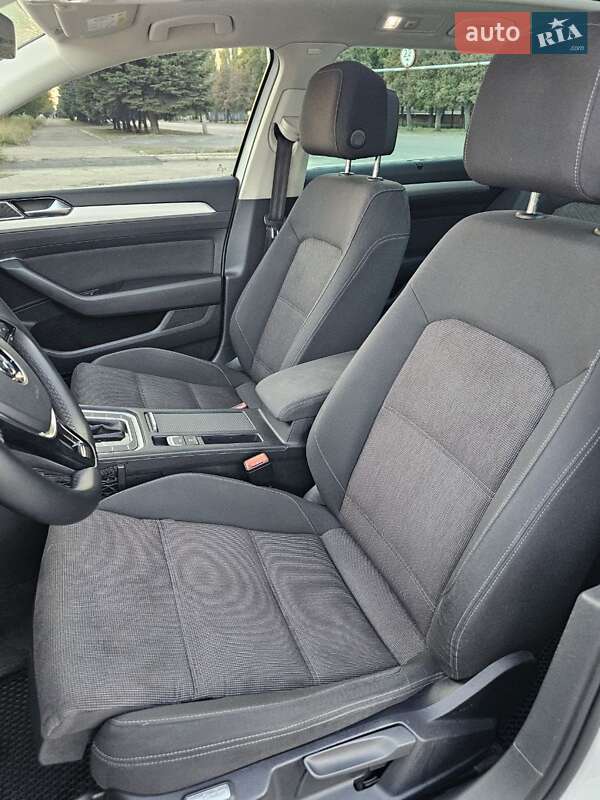 Универсал Volkswagen Passat 2016 в Славянске