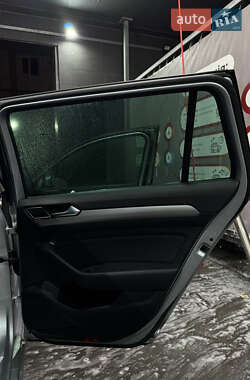 Универсал Volkswagen Passat 2017 в 