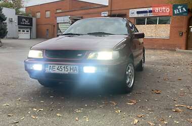 Седан Volkswagen Passat 1994 в Дніпрі