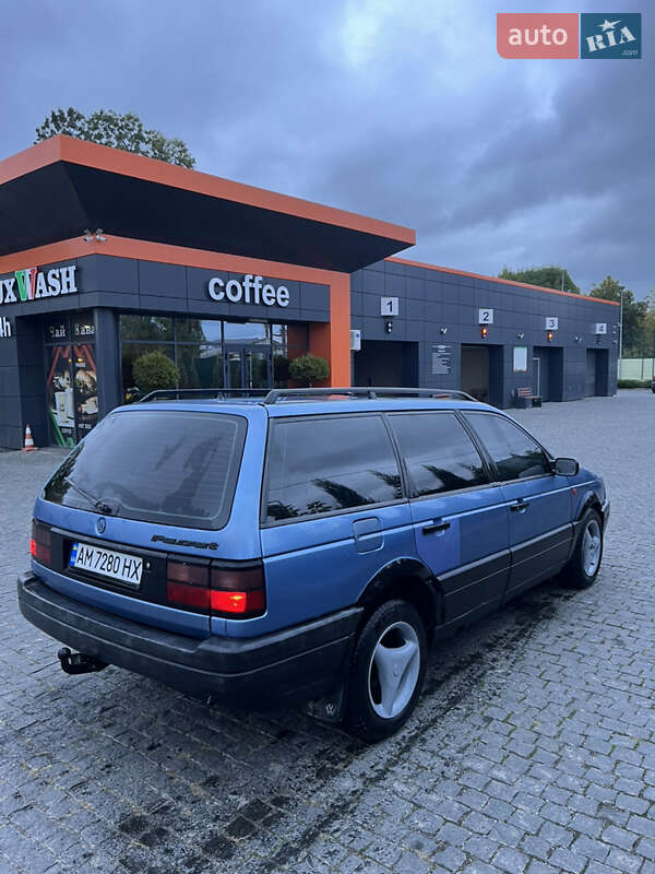 Универсал Volkswagen Passat 1993 в Коростышеве фото 4 Универсал Volkswagen Passat 1993 в Коростышеве
