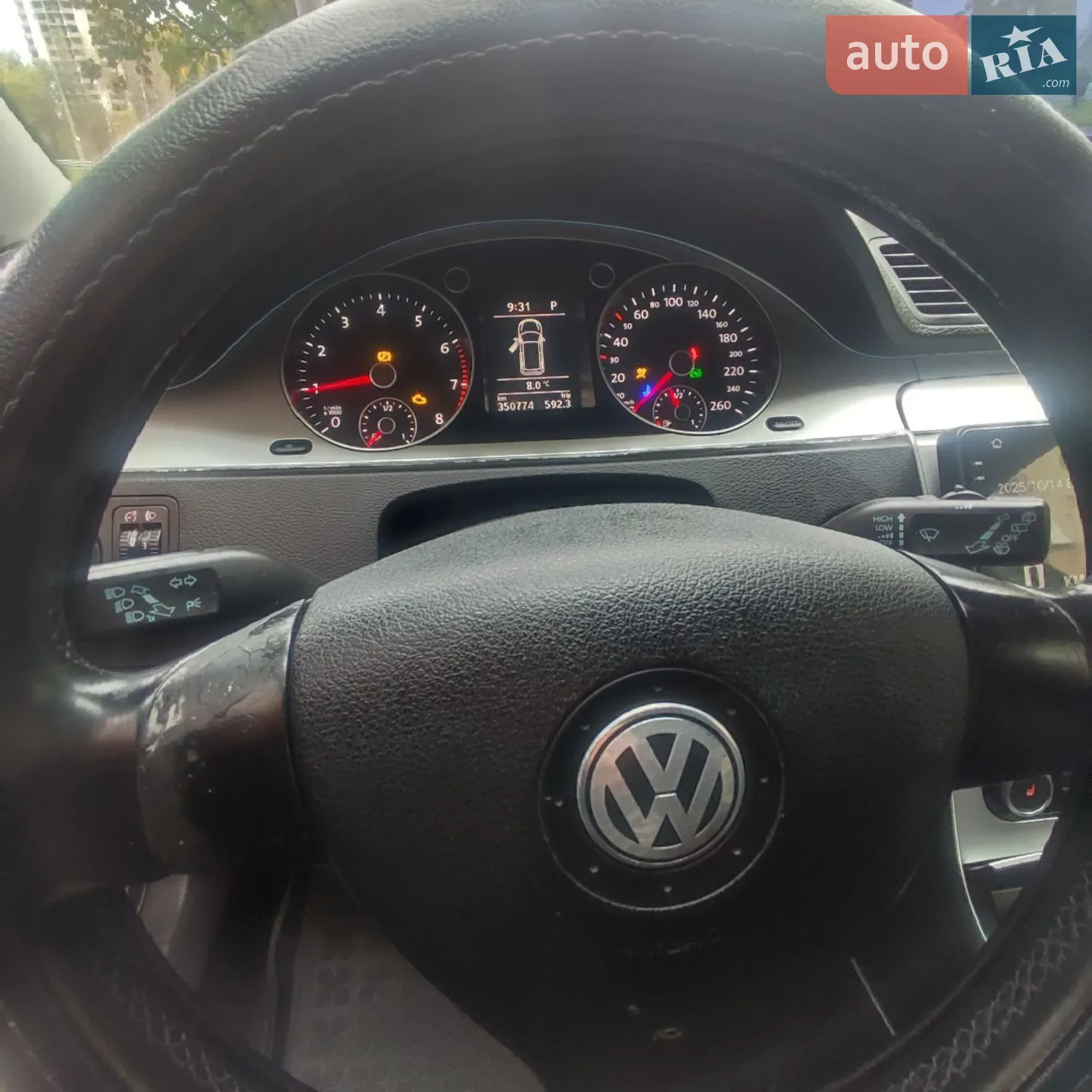 2010 Volkswagen Passat - мініатюра 9