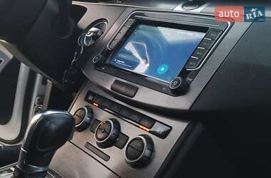 Универсал Volkswagen Passat 2012 в 