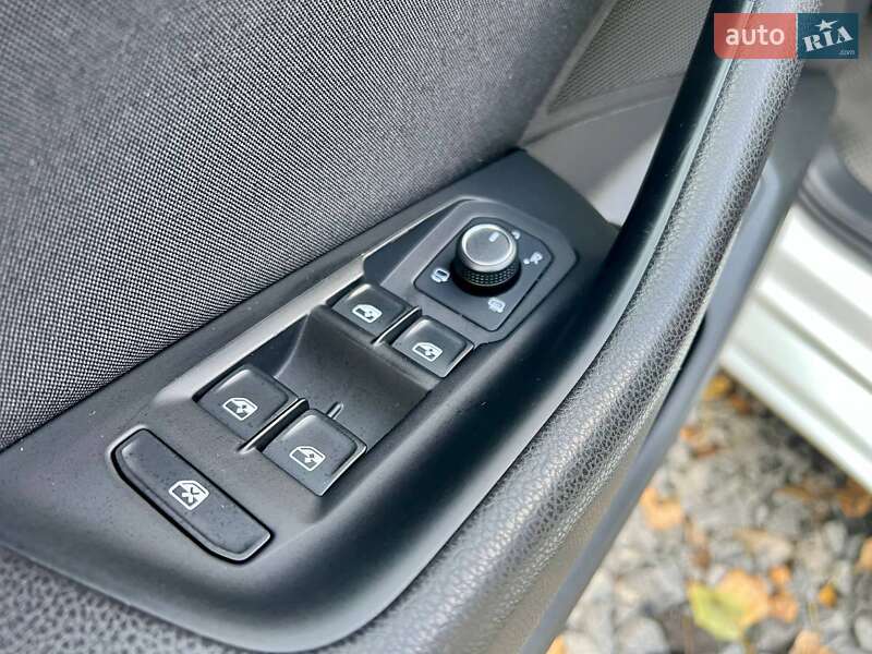 Седан Volkswagen Passat 2017 в Полтаве фото 43 Седан Volkswagen Passat 2017 в Полтаве