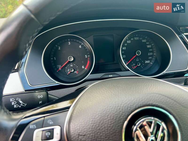 Седан Volkswagen Passat 2017 в Полтаве фото 60 Седан Volkswagen Passat 2017 в Полтаве