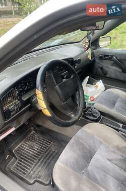 Седан Volkswagen Passat 1989 в Киеве