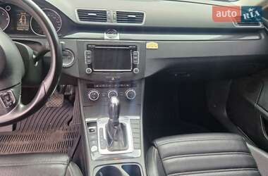 Седан Volkswagen Passat 2012 в 