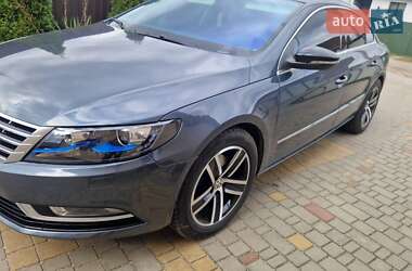 Седан Volkswagen Passat 2012 в 