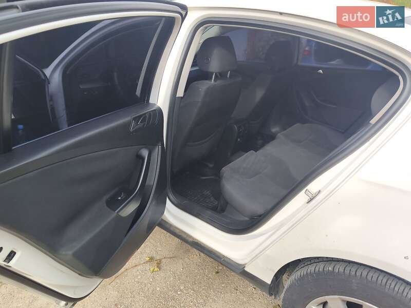 Седан Volkswagen Passat 2008 в Запорожье фото 2 Седан Volkswagen Passat 2008 в Запорожье