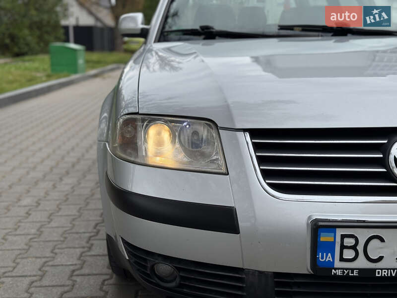 Универсал Volkswagen Passat 2002 в Звягеле фото 4 Универсал Volkswagen Passat 2002 в Звягеле