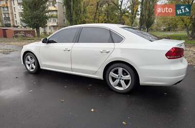 Седан Volkswagen Passat 2015 в 