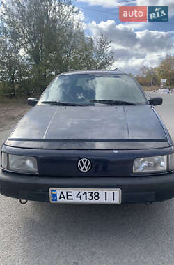 Універсал Volkswagen Passat 1989 в Дніпрі