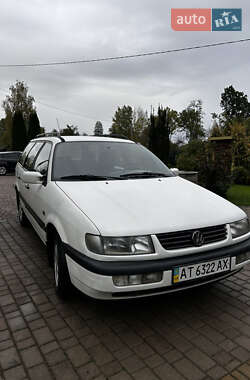 Универсал Volkswagen Passat 1996 в 