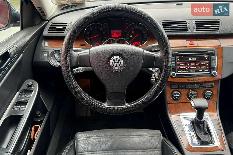 Седан Volkswagen Passat 2006 в Києві