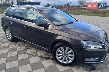 Універсал Volkswagen Passat 2011 в Самборі
