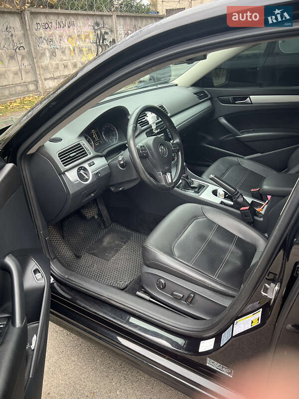 Седан Volkswagen Passat 2013 в Киеве фото 8 Седан Volkswagen Passat 2013 в Киеве