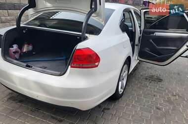 Седан Volkswagen Passat 2012 в 