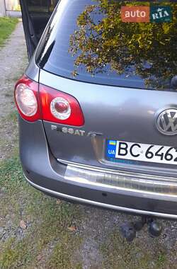 Универсал Volkswagen Passat 2006 в  фото 11 Универсал Volkswagen Passat 2006 в