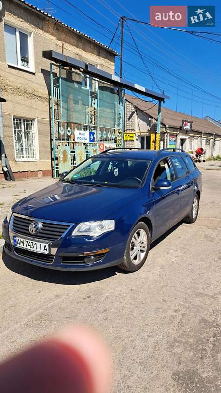 Универсал Volkswagen Passat 2009 в Житомире