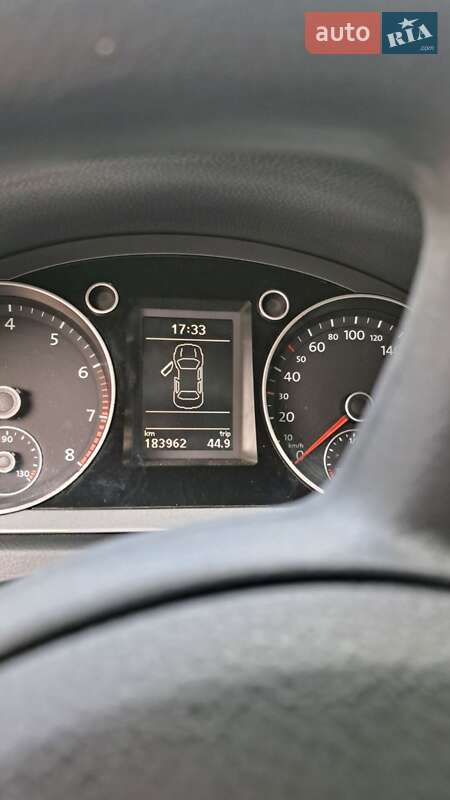 Универсал Volkswagen Passat 2009 в Житомире
