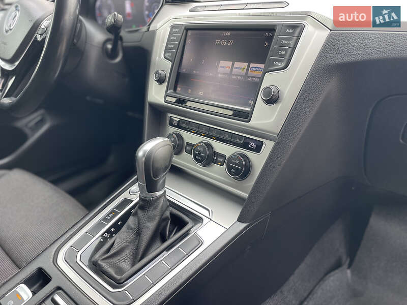 Універсал Volkswagen Passat 2015 в Луцьку фото 51 Універсал Volkswagen Passat 2015 в Луцьку